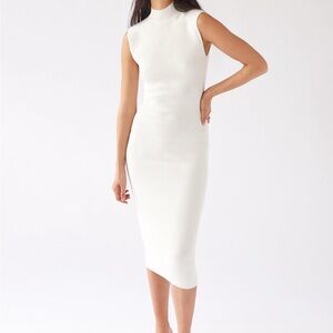 Elegant White Sleeveless Dress
